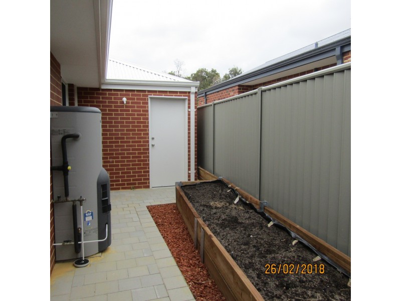 141 Bernborough Avenue, Caversham WA 6055