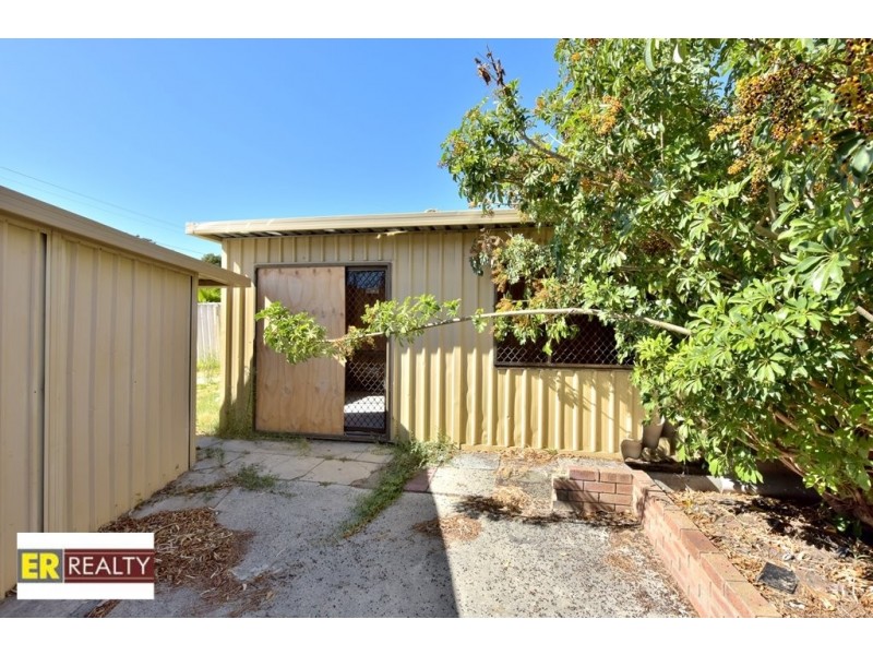 222 Ravenswood Drive, Nollamara WA 6061