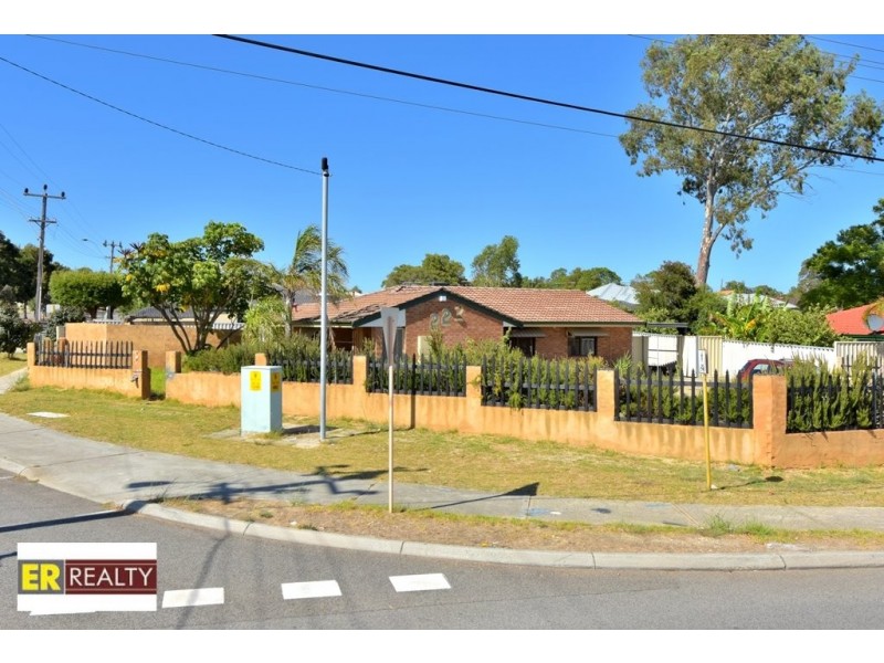 222 Ravenswood Drive, Nollamara WA 6061