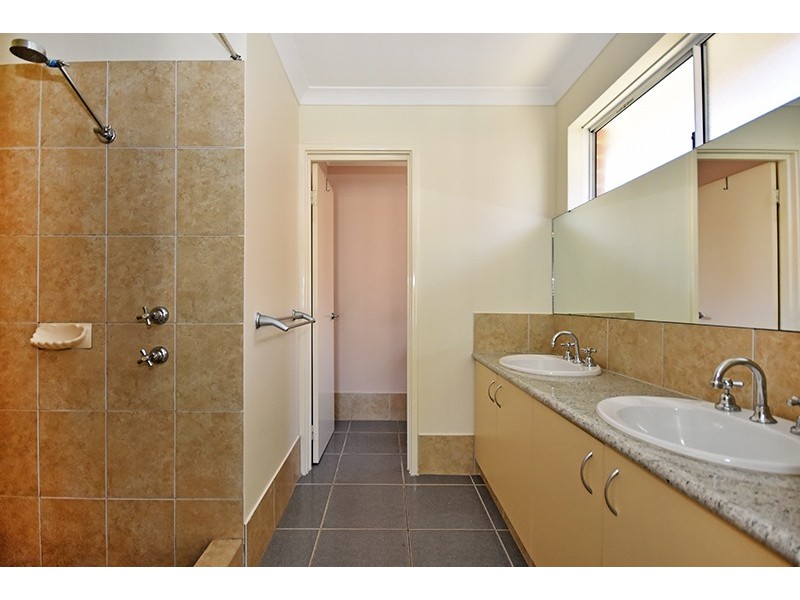 37 Arbor Drive, Ellenbrook WA 6069