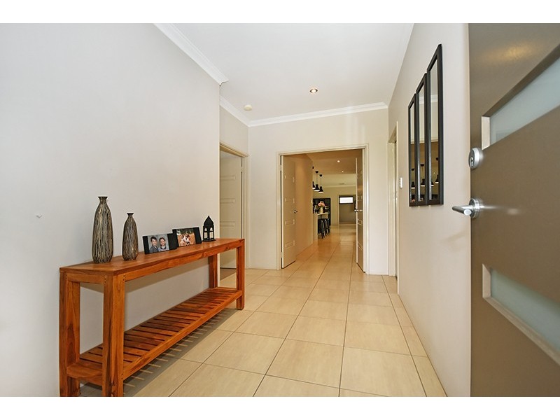 15 Brandalier Turn, Aveley WA 6069