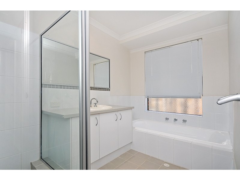 1/6 Kea Court, Ellenbrook WA 6069