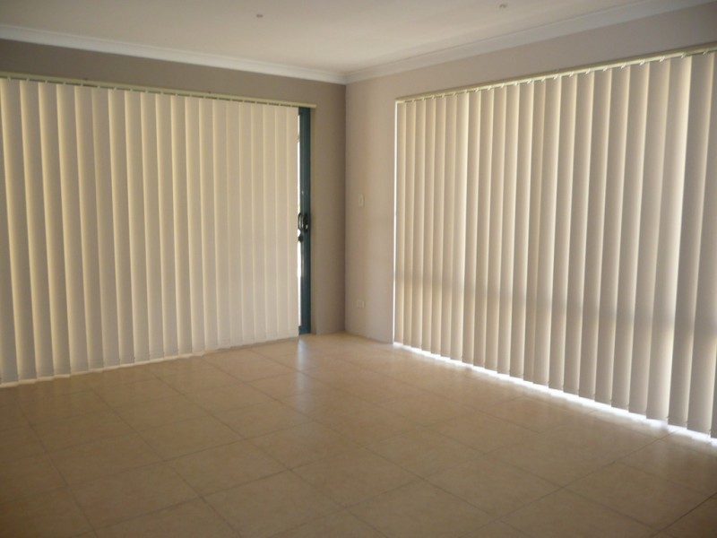 20 Rocklea Crescent, Ellenbrook WA 6069