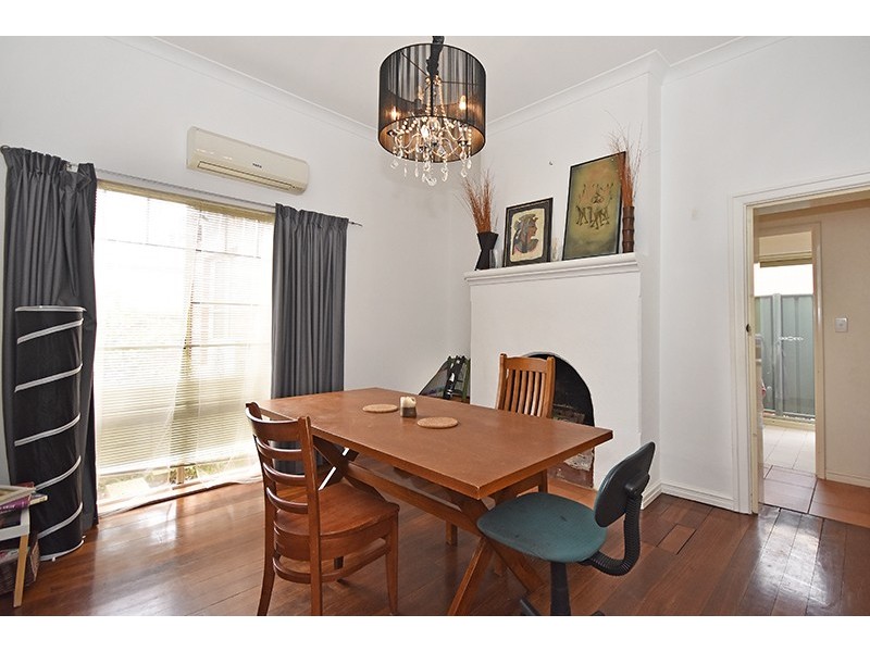 16A Rathay Street, Victoria Park WA 6100