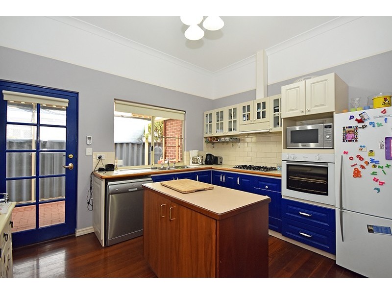 16A Rathay Street, Victoria Park WA 6100