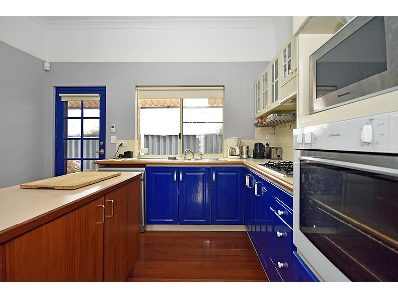 16A Rathay Street, Victoria Park WA 6100