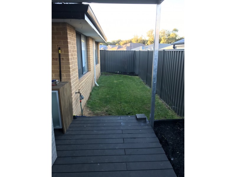 10 Beaumonde Grange, Aveley WA 6069