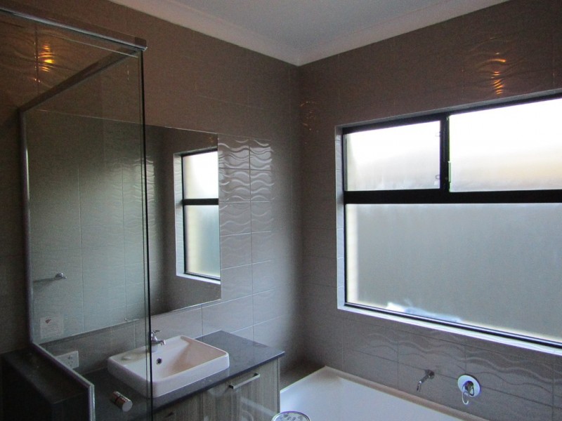 6 Covenham Crescent, Aveley WA 6069