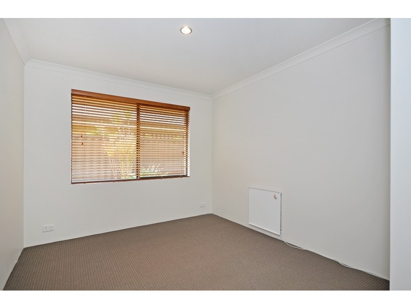 25 Wexcombe Way, Aveley WA 6069