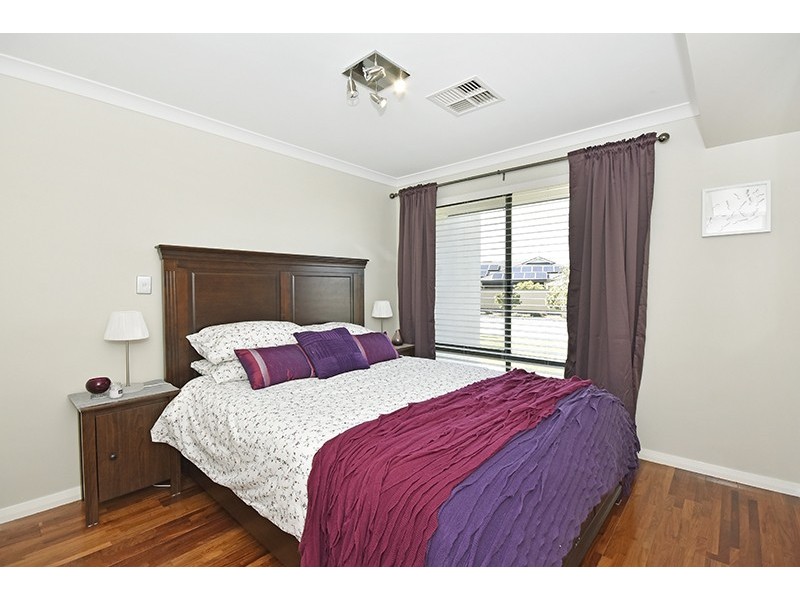 19 Carmen Circuit, The Vines WA 6069