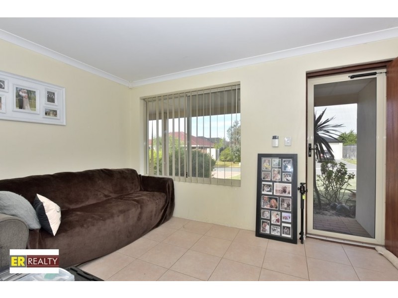 4 Durant Way, Ellenbrook WA 6069