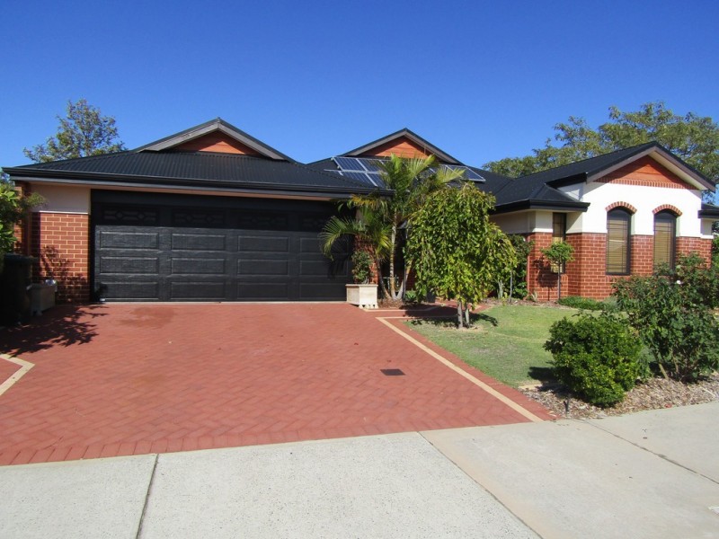 66 Sandown Circle, Henley Brook WA 6055