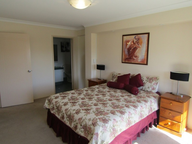 66 Sandown Circle, Henley Brook WA 6055