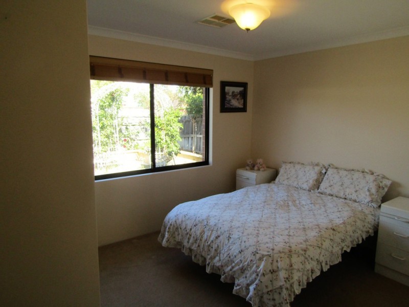 66 Sandown Circle, Henley Brook WA 6055