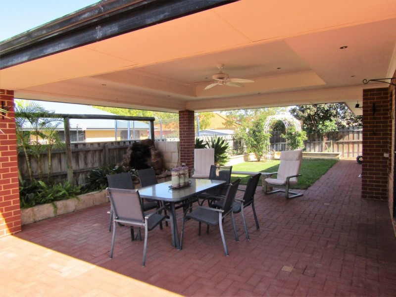 66 Sandown Circle, Henley Brook WA 6055