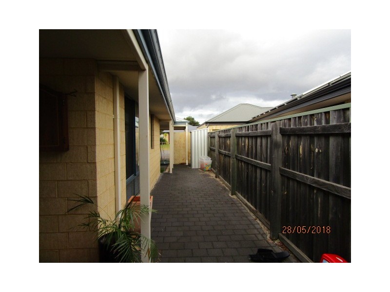 21 Thetis Terrace, Ellenbrook WA 6069