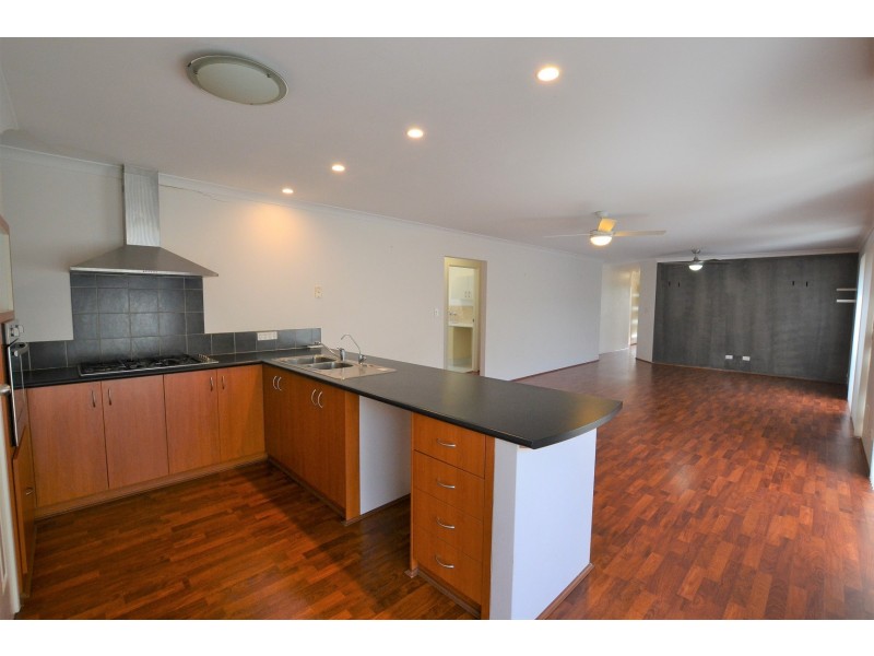 42 Elmina Avenue, Ellenbrook WA 6069