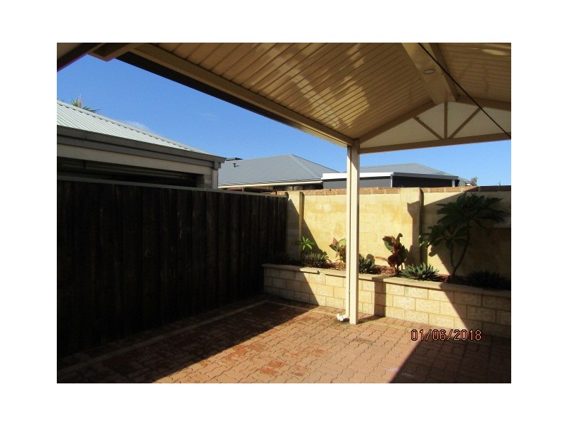 42 Elmina Avenue, Ellenbrook WA 6069