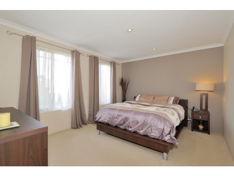 8 Bellini Avenue, Ellenbrook WA 6069