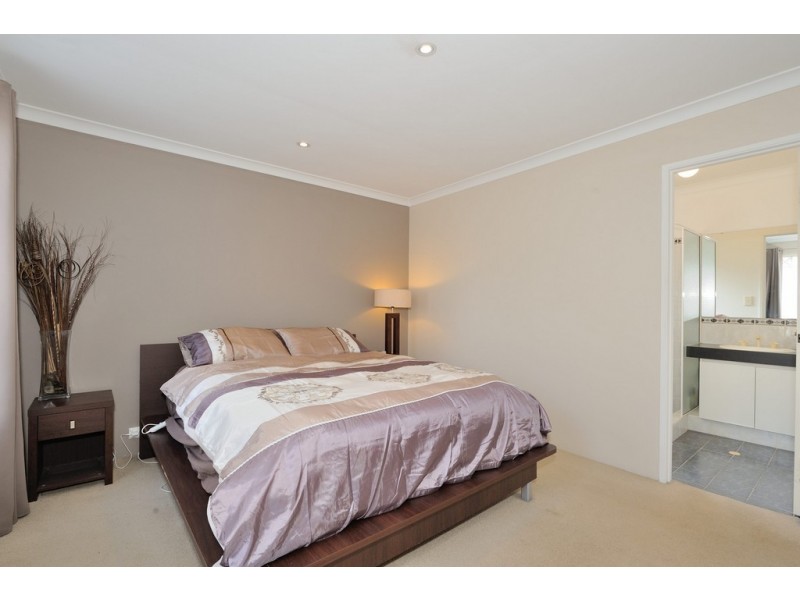 8 Bellini Avenue, Ellenbrook WA 6069