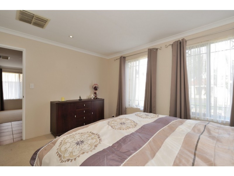 8 Bellini Avenue, Ellenbrook WA 6069