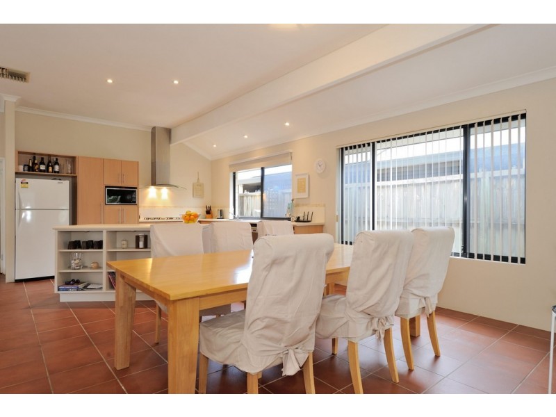 8 Bellini Avenue, Ellenbrook WA 6069