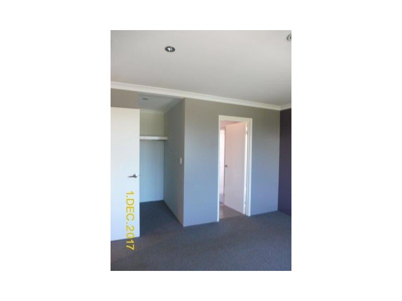 5 Greenbank Street, Ellenbrook WA 6069