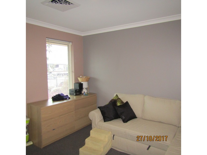5 Greenbank Street, Ellenbrook WA 6069