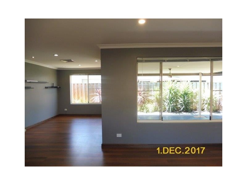 5 Greenbank Street, Ellenbrook WA 6069