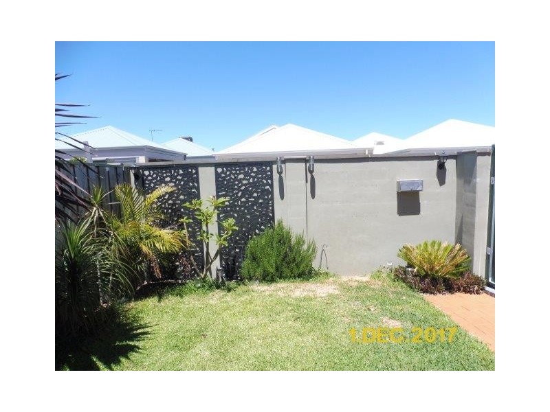 5 Greenbank Street, Ellenbrook WA 6069