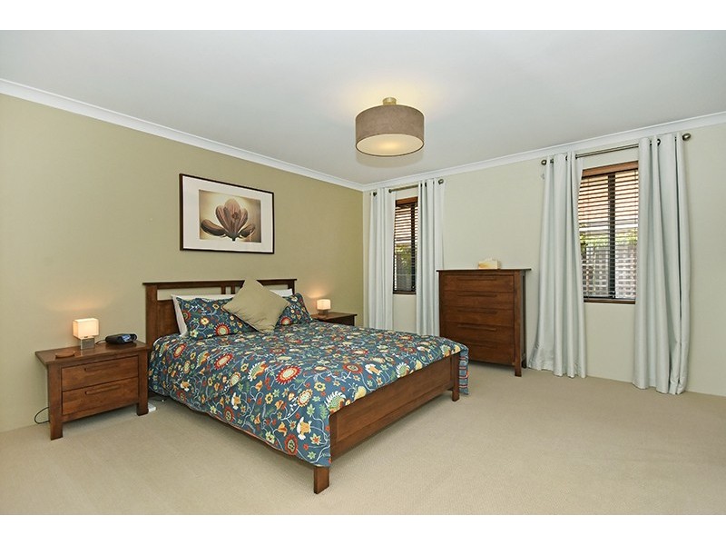 19 Devereux Crescent, Aveley WA 6069