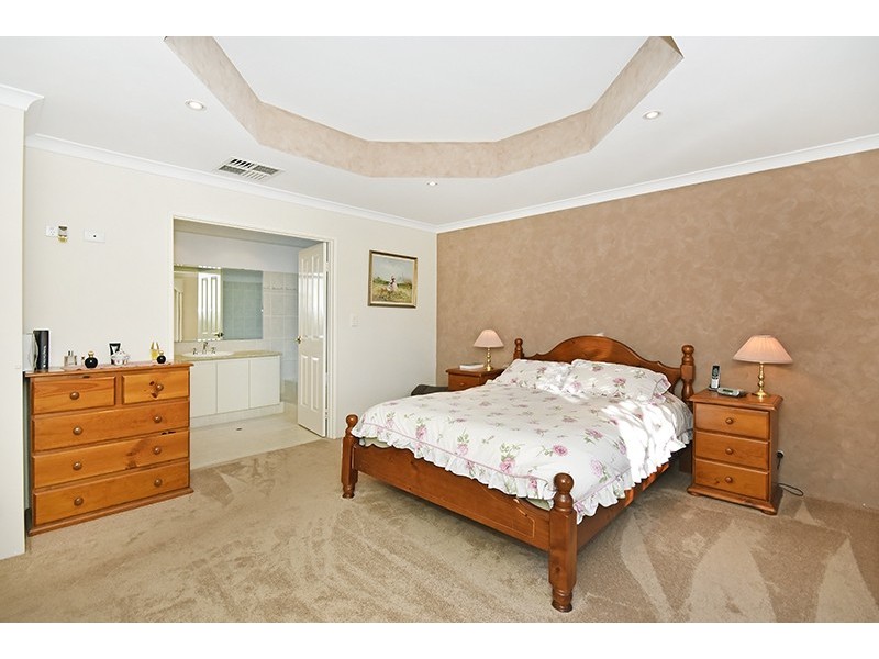 11 Mount House Way, Ellenbrook WA 6069