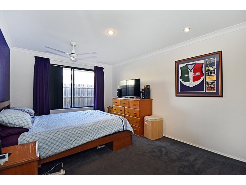 11 Mount House Way, Ellenbrook WA 6069