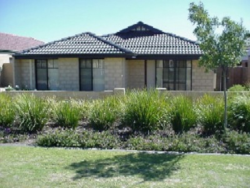 6 Moyle Way, Henley Brook WA 6055