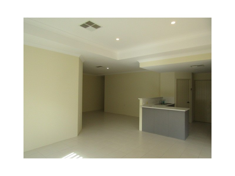 25 Ollave Circuit, Aveley WA 6069