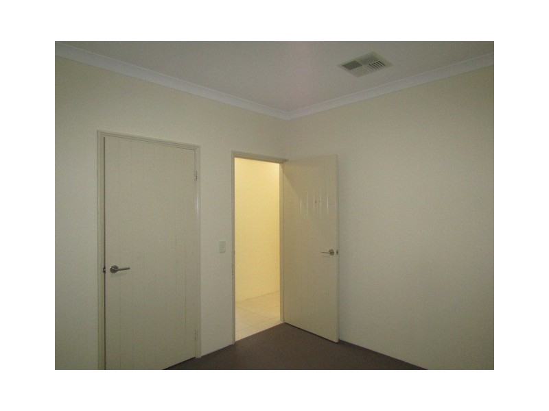 25 Ollave Circuit, Aveley WA 6069