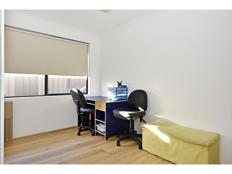 9 Travers Way, Aveley WA 6069