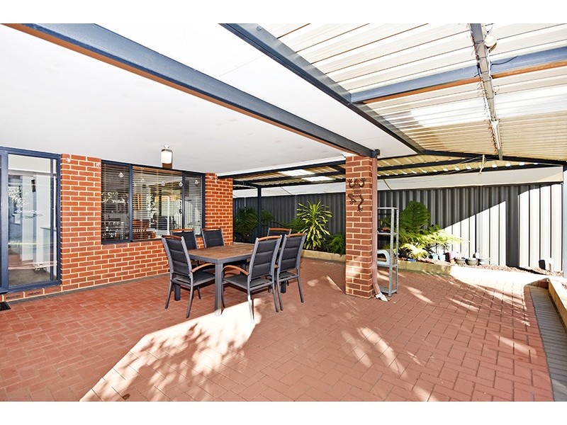 9 Travers Way, Aveley WA 6069