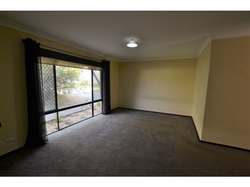 5 Fordham Drive, Swan View WA 6056
