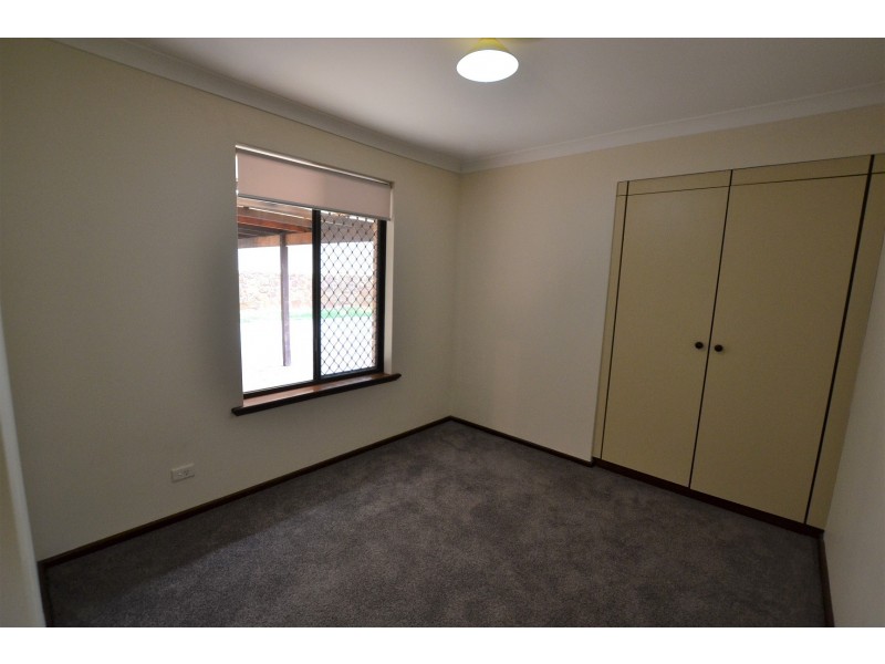 5 Fordham Drive, Swan View WA 6056