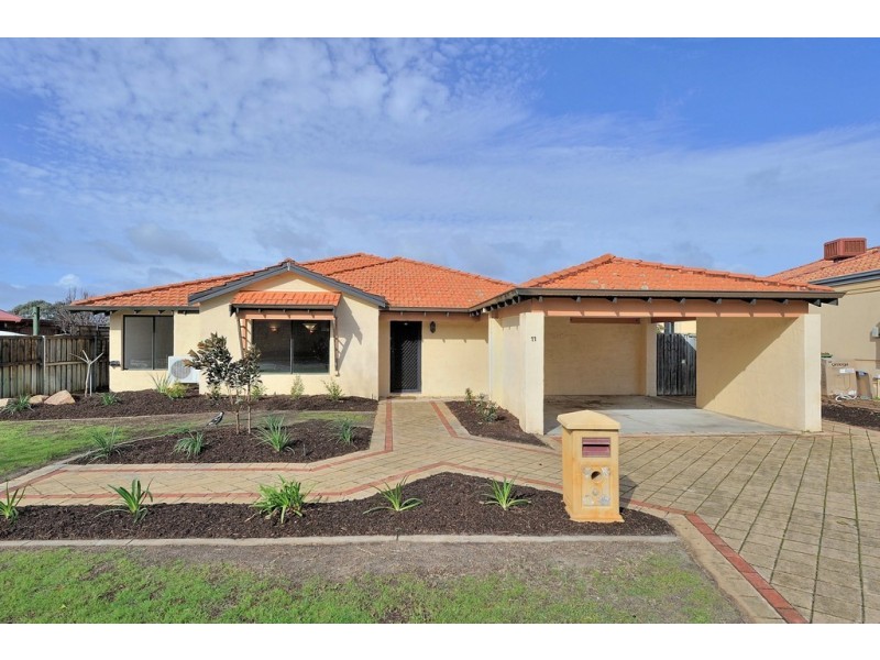 11 Fantail Crescent, Ellenbrook WA 6069