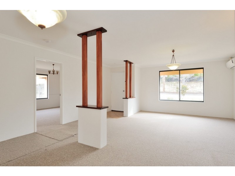 11 Fantail Crescent, Ellenbrook WA 6069