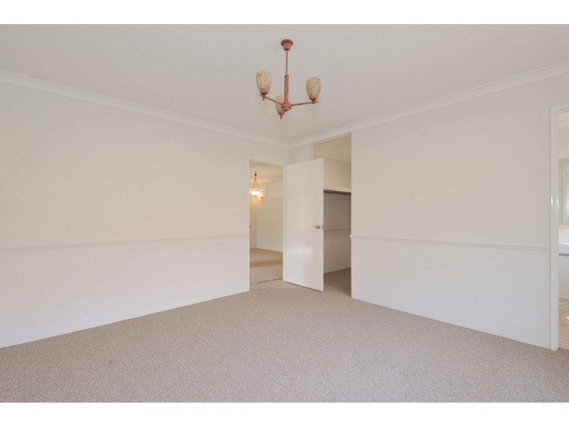 11 Fantail Crescent, Ellenbrook WA 6069