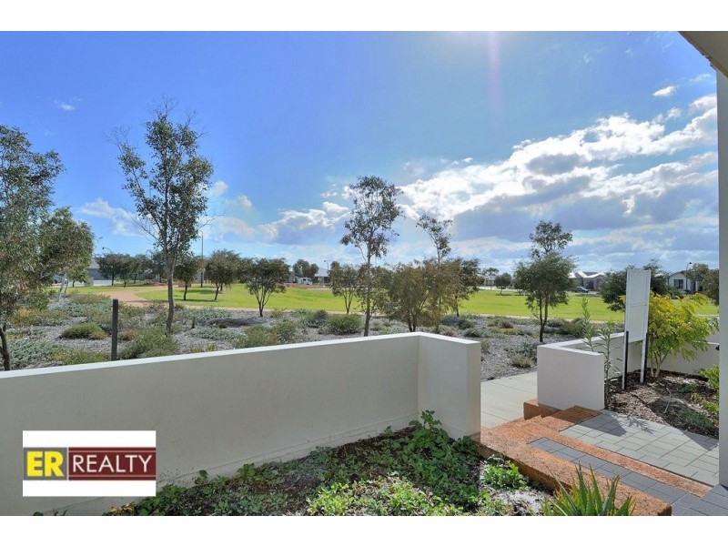 8 Minnie Lane, Ellenbrook WA 6069