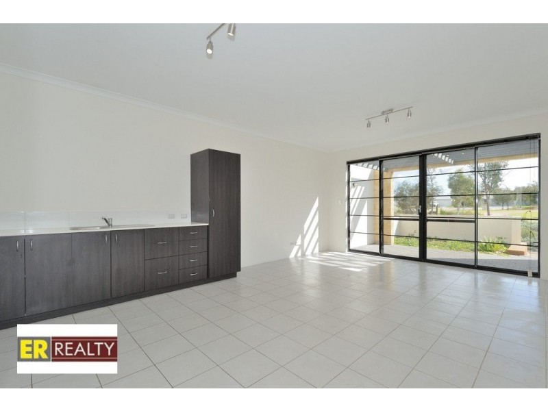8 Minnie Lane, Ellenbrook WA 6069