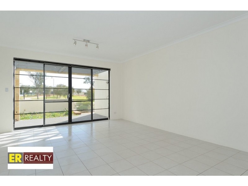 8 Minnie Lane, Ellenbrook WA 6069