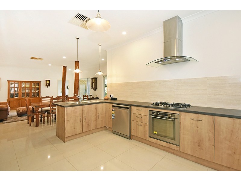 145 Fantail Crescent, Ellenbrook WA 6069