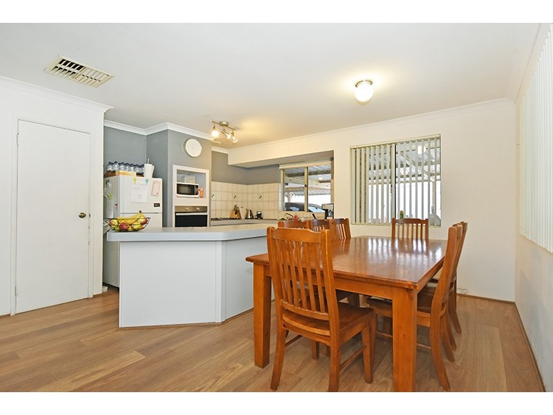 8 Nandup Retreat, Swan View WA 6056