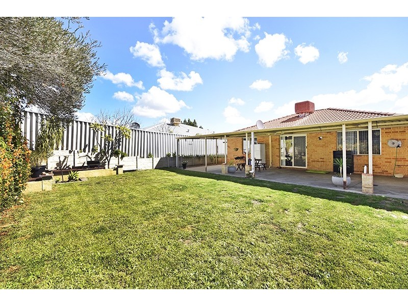 8 Nandup Retreat, Swan View WA 6056
