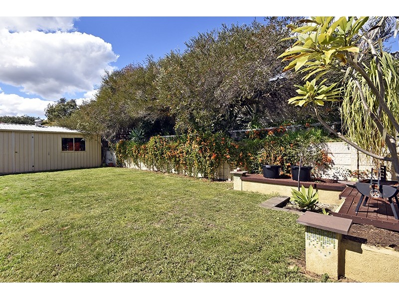 8 Nandup Retreat, Swan View WA 6056